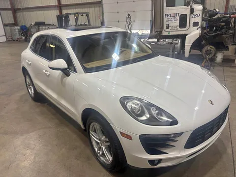 2016 Porsche Macan S