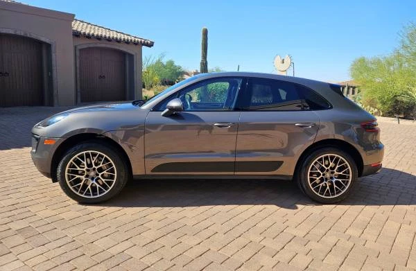 2016 Porsche Macan S - Image 2 of 21