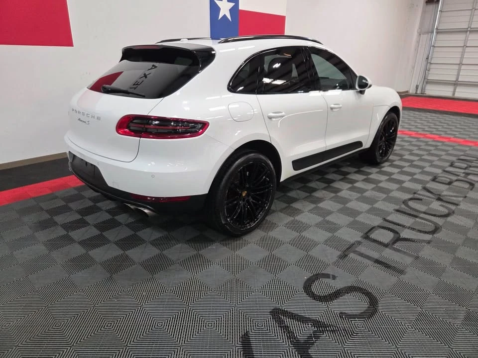 2016 Porsche Macan S - Image 17 of 20