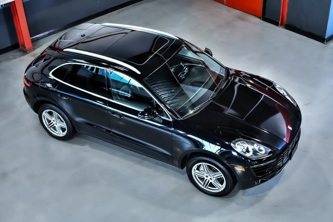 2016 Porsche Macan S - Image 17 of 30