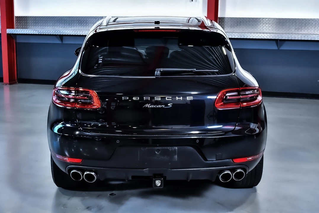 2016 Porsche Macan S - Image 19 of 30