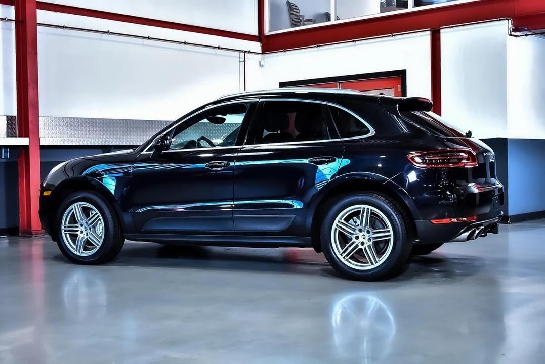 2016 Porsche Macan S - Image 26 of 30