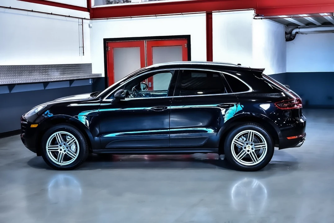 2016 Porsche Macan S - Image 27 of 30