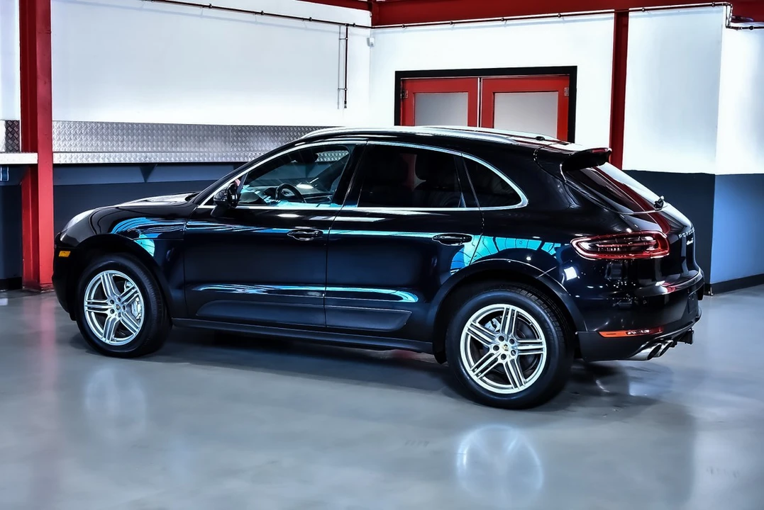 2016 Porsche Macan S - Image 25 of 30