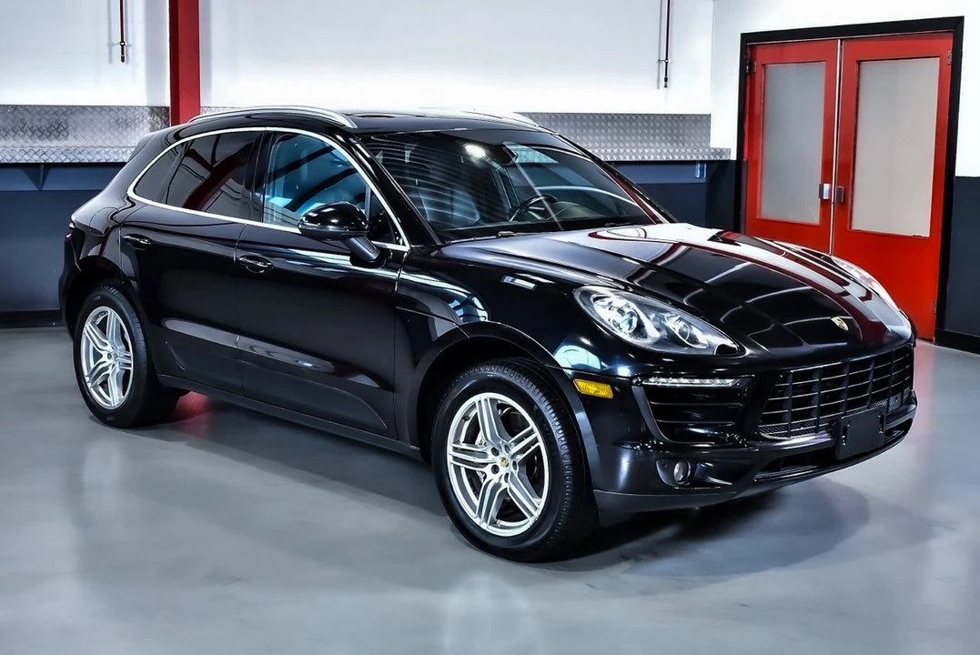 2016 Porsche Macan S - Image 11 of 30