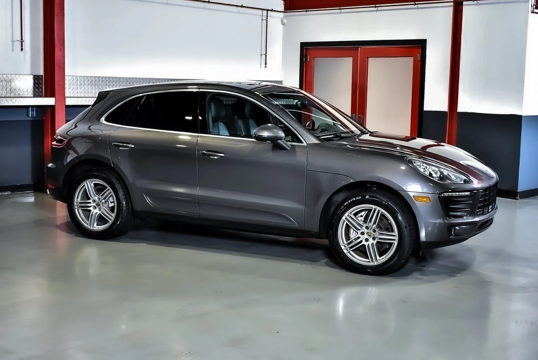 2016 Porsche Macan S - Image 7 of 30