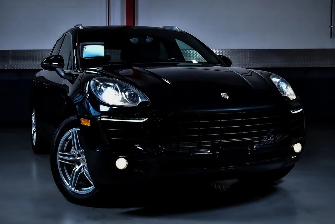 2016 Porsche Macan S - Image 7 of 30