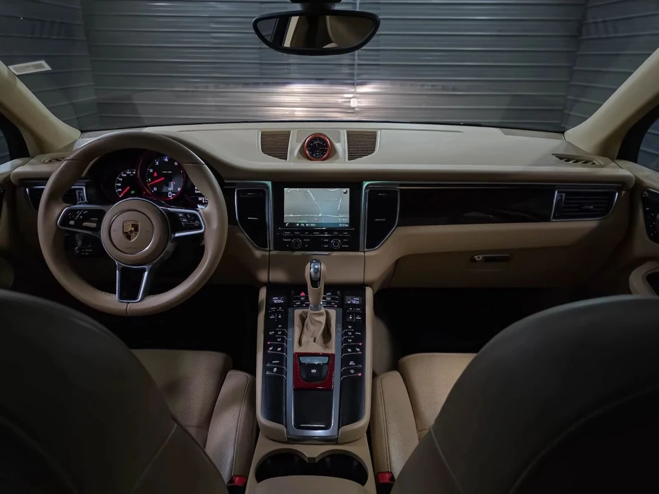 2016 Porsche Macan S - Image 11 of 21