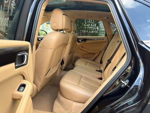 2016 Porsche Macan S - Image 10 of 20