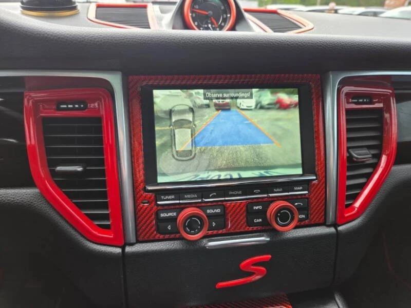 2016 Porsche Macan S - Image 16 of 20