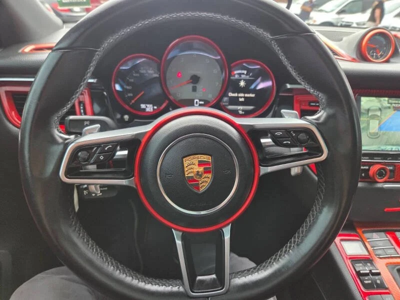 2016 Porsche Macan S - Image 10 of 20