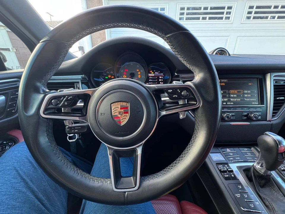 2016 Porsche Macan S - Image 16 of 16