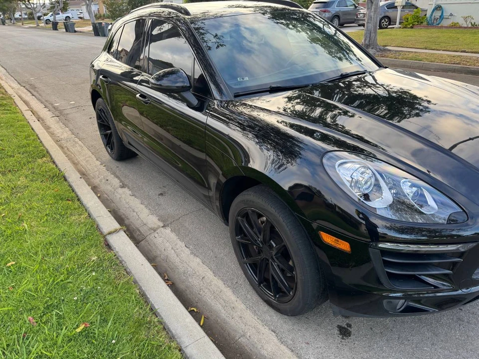 2016 Porsche Macan S - Image 2 of 16