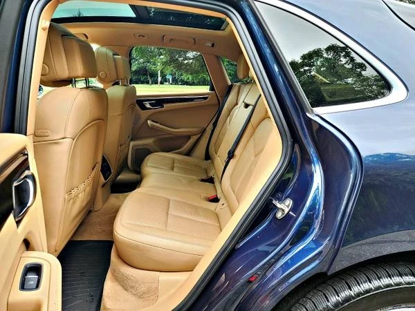 2016 Porsche Macan S - Image 13 of 20