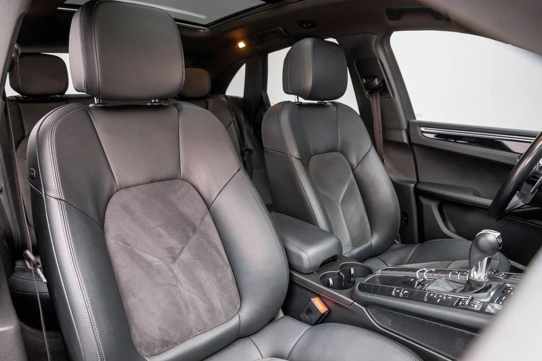 2016 Porsche Macan S - Image 18 of 21