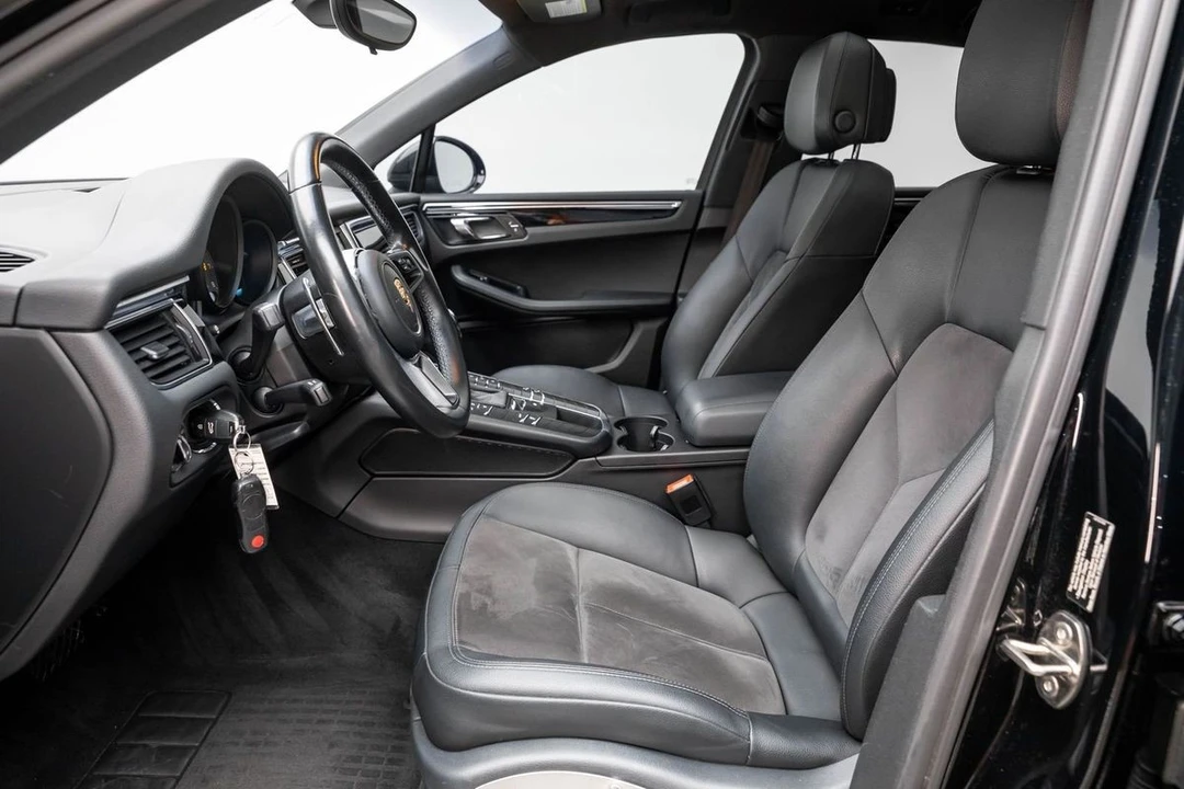 2016 Porsche Macan S - Image 14 of 21