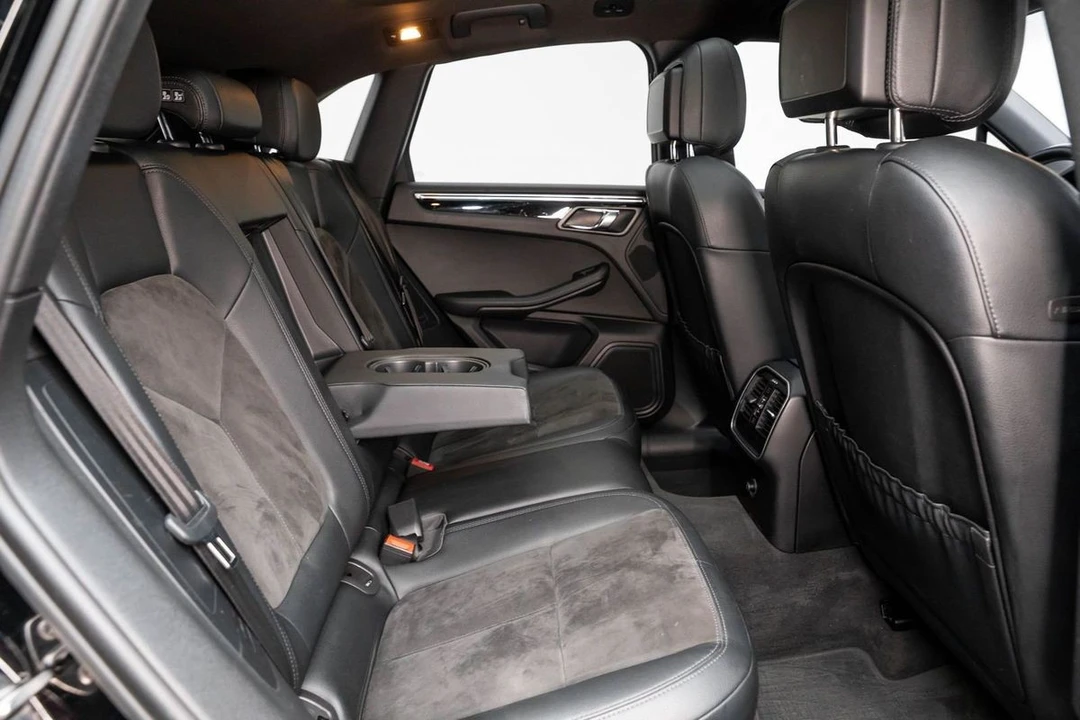 2016 Porsche Macan S - Image 15 of 31