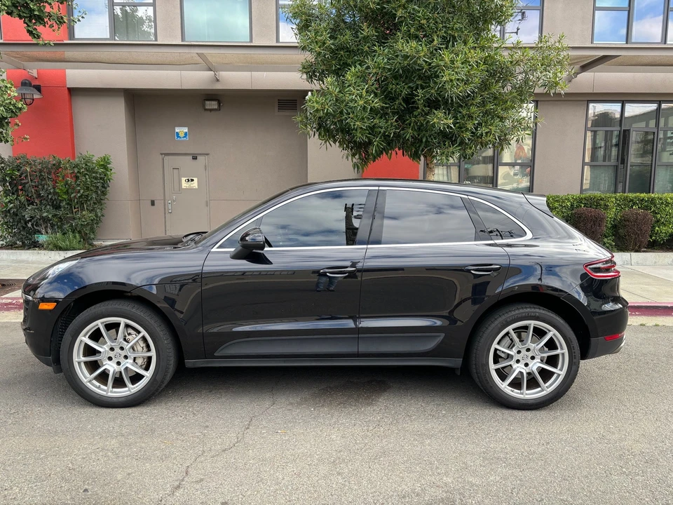 2016 Porsche Macan S - Image 2 of 19