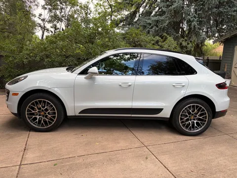 2016 Porsche Macan S