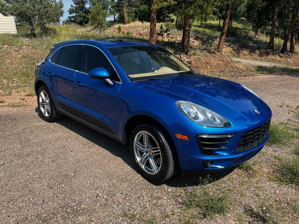 2016 Porsche Macan S - Image 2 of 24