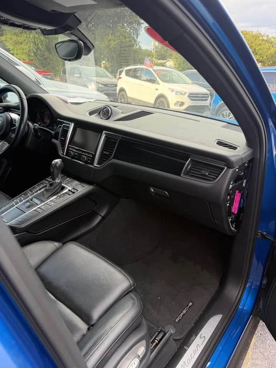 2016 Porsche Macan S - Image 9 of 12