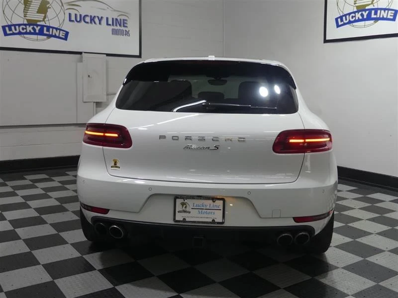 2016 Porsche Macan S - Image 8 of 20