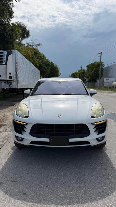2016 Porsche Macan S - Image 2 of 8