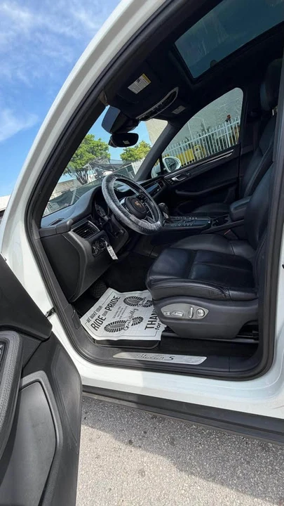 2016 Porsche Macan S - Image 6 of 8