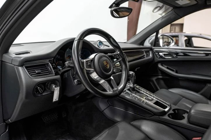 2016 Porsche Macan S - Image 7 of 12