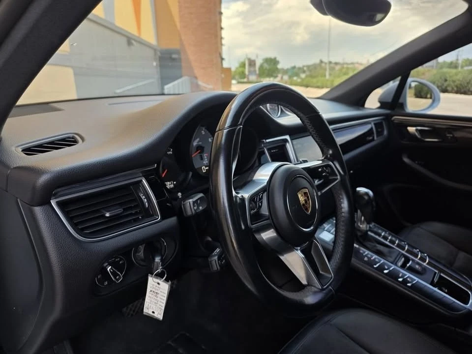 2016 Porsche Macan S - Image 12 of 20