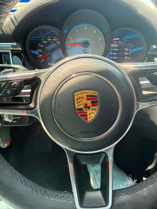 2016 Porsche Macan S - Image 10 of 13