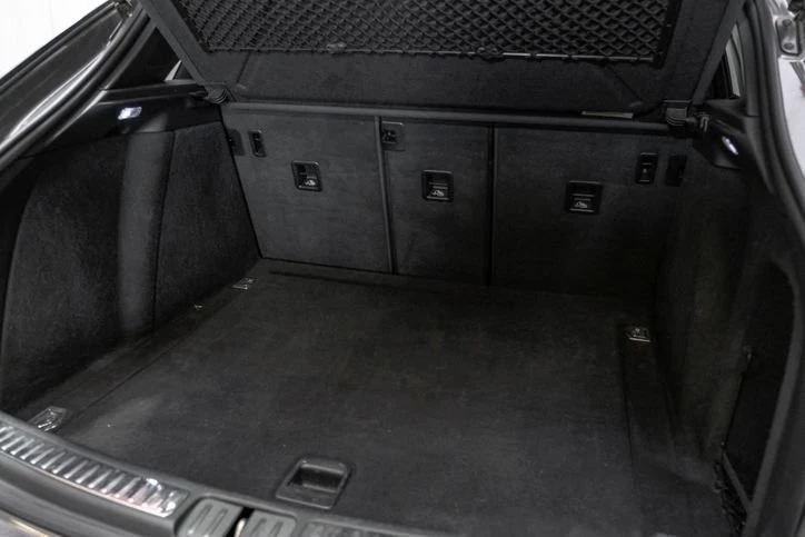 2016 Porsche Macan S - Image 12 of 12