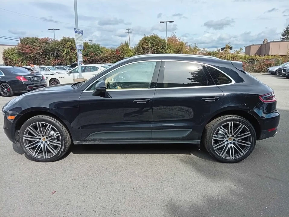 2016 Porsche Macan S - Image 2 of 11