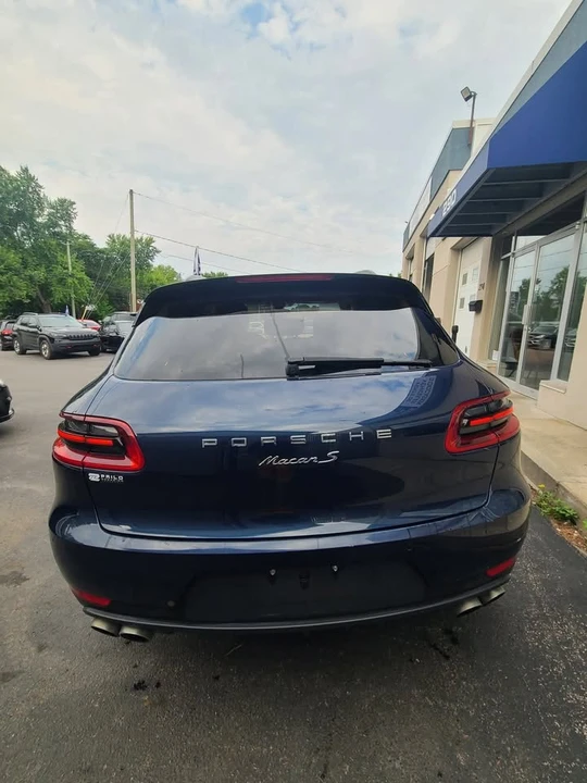 2016 Porsche Macan S - Image 8 of 9