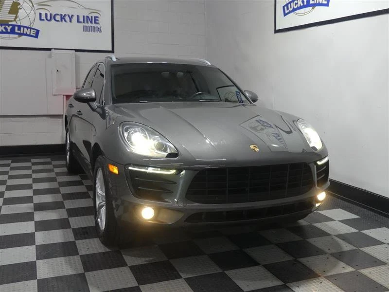 2016 Porsche Macan S - Image 4 of 20