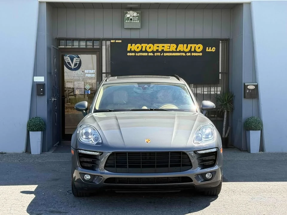 2016 Porsche Macan S - Image 2 of 10