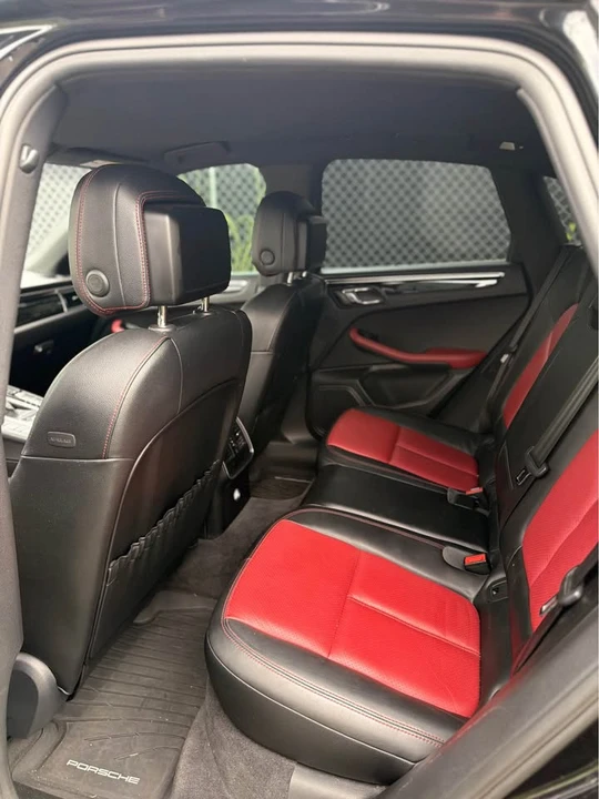2016 Porsche Macan S - Image 9 of 13
