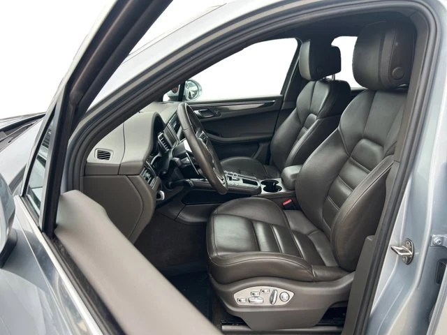 2016 Porsche Macan S - Image 10 of 11