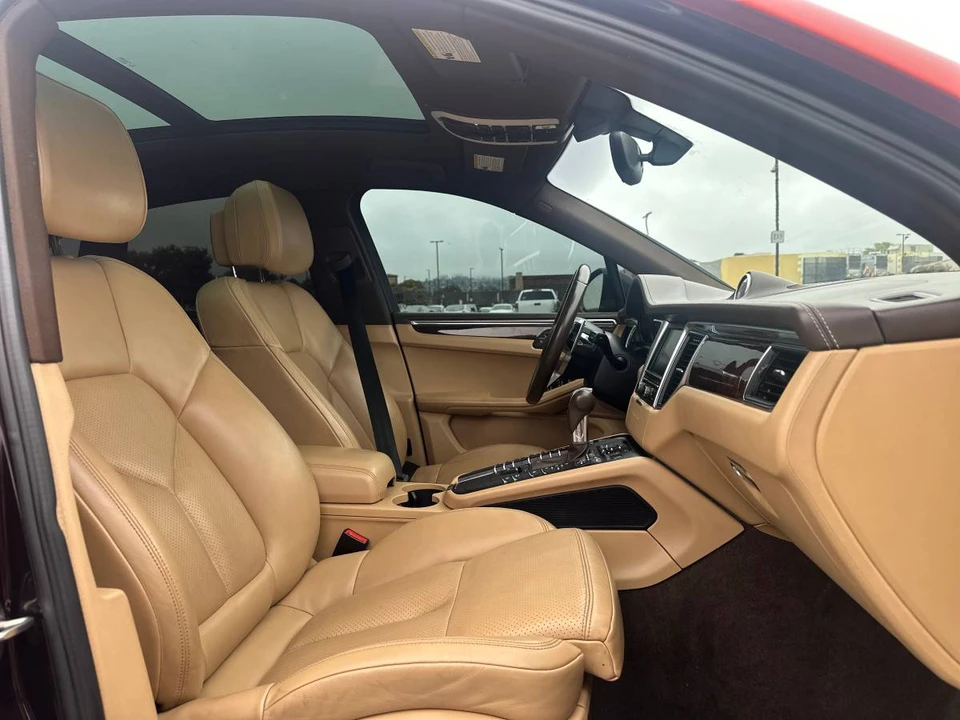 2016 Porsche Macan S - Image 8 of 10