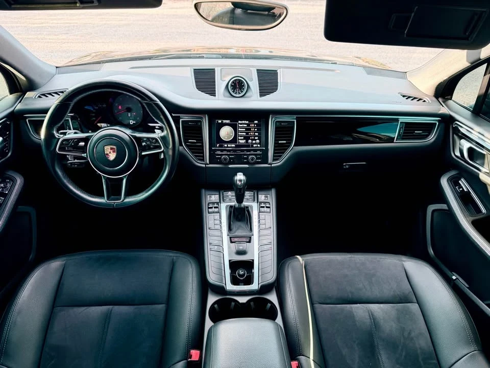 2016 Porsche Macan S - Image 16 of 17