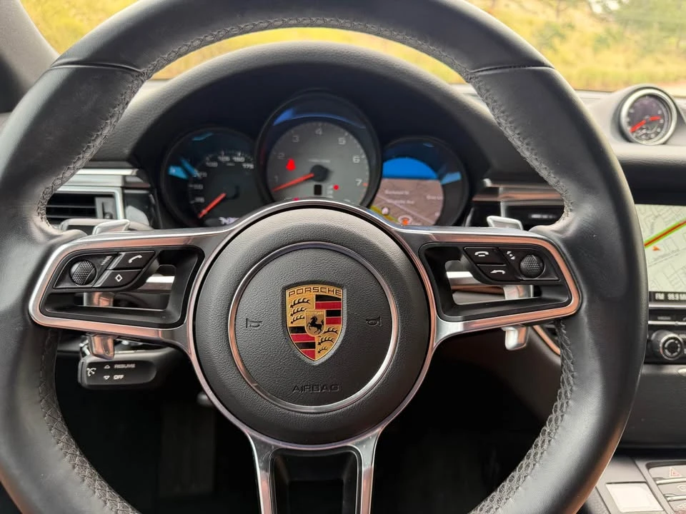 2016 Porsche Macan S - Image 16 of 19