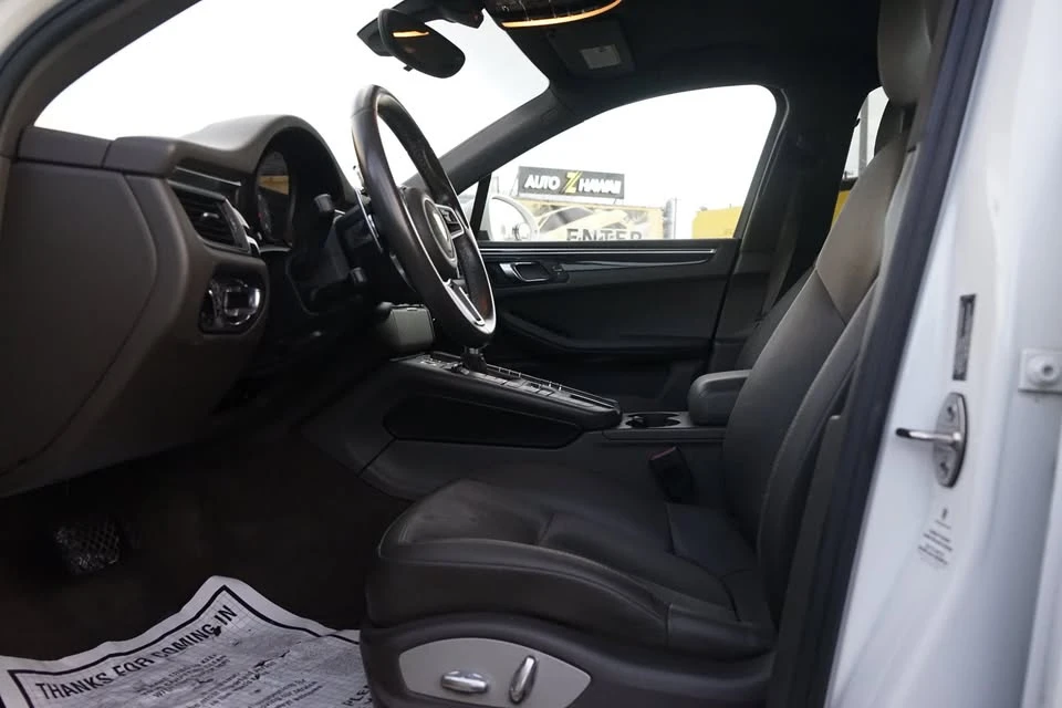 2016 Porsche Macan S - Image 8 of 17