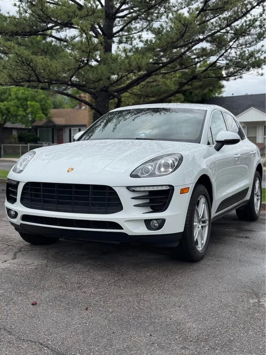 2016 Porsche Macan S - Image 2 of 16