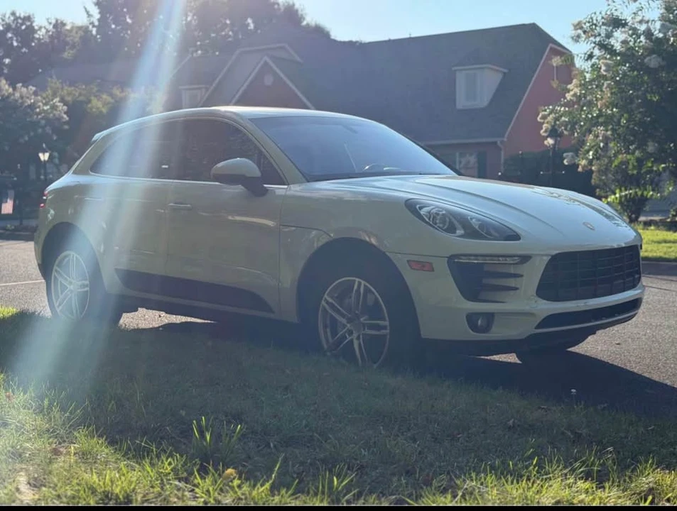 2016 Porsche Macan S - Image 2 of 13