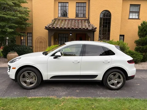 2016 Porsche Macan S Sport Utility 4D