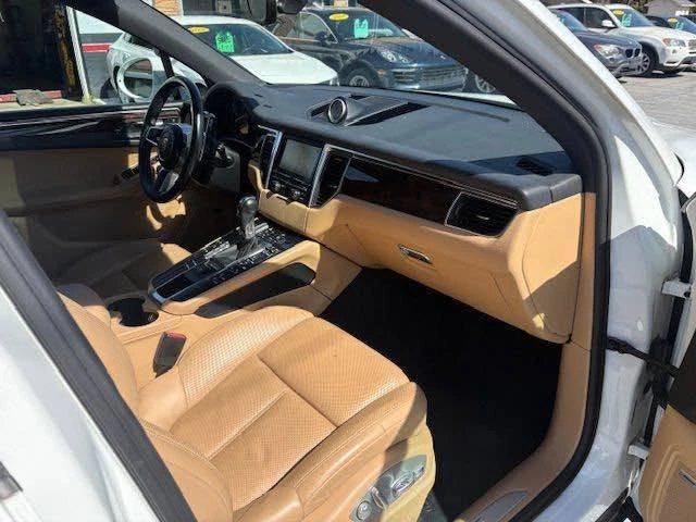 2016 Porsche Macan S - Image 12 of 15