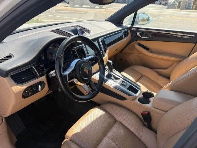 2016 Porsche Macan S - Image 10 of 15