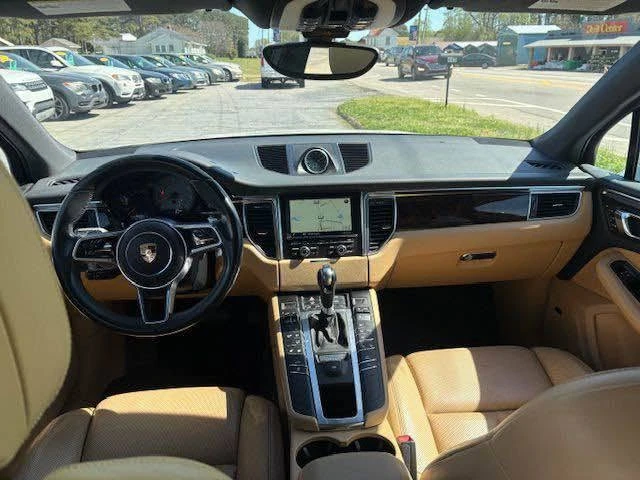 2016 Porsche Macan S - Image 9 of 15