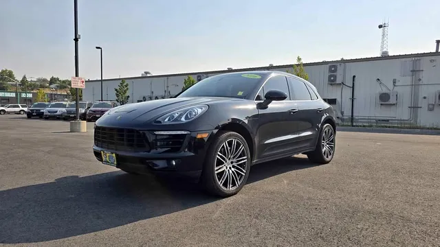 2016 Porsche Macan S Sport Utility 4D