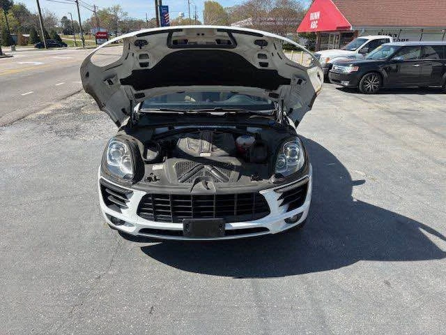 2016 Porsche Macan S - Image 14 of 15
